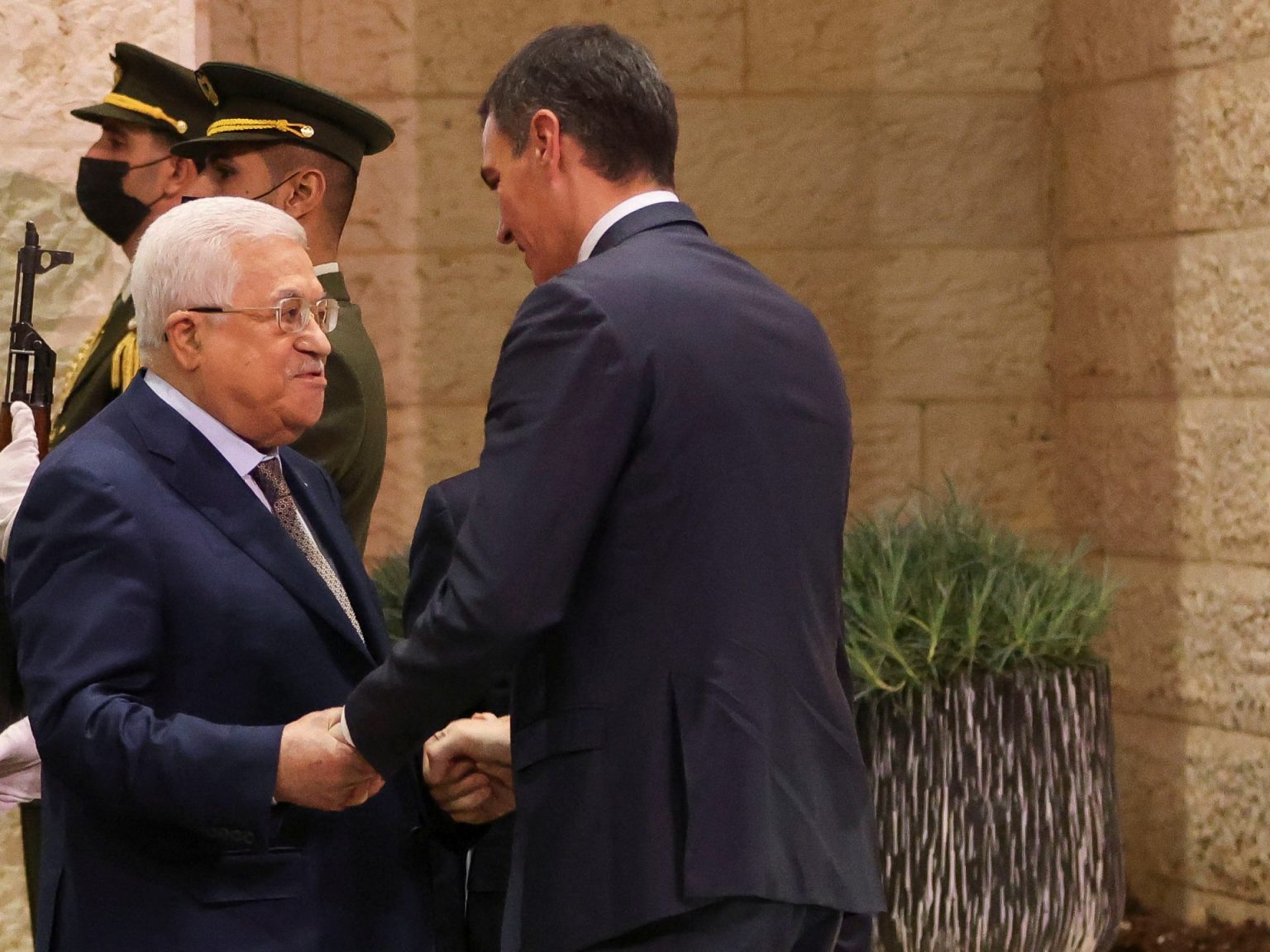 إسبانيا تلوح بقرار خاص للاعتراف بدولة فلسطين