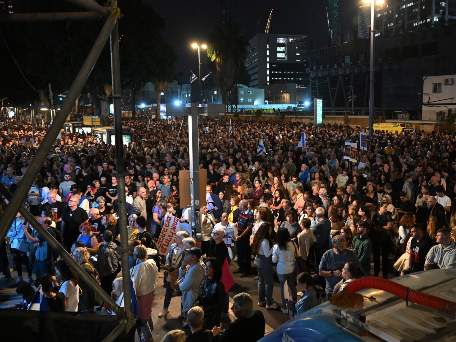 مصر تتلقى “إشارات إيجابية” بشأن احتمال تمديد هدنة غزة