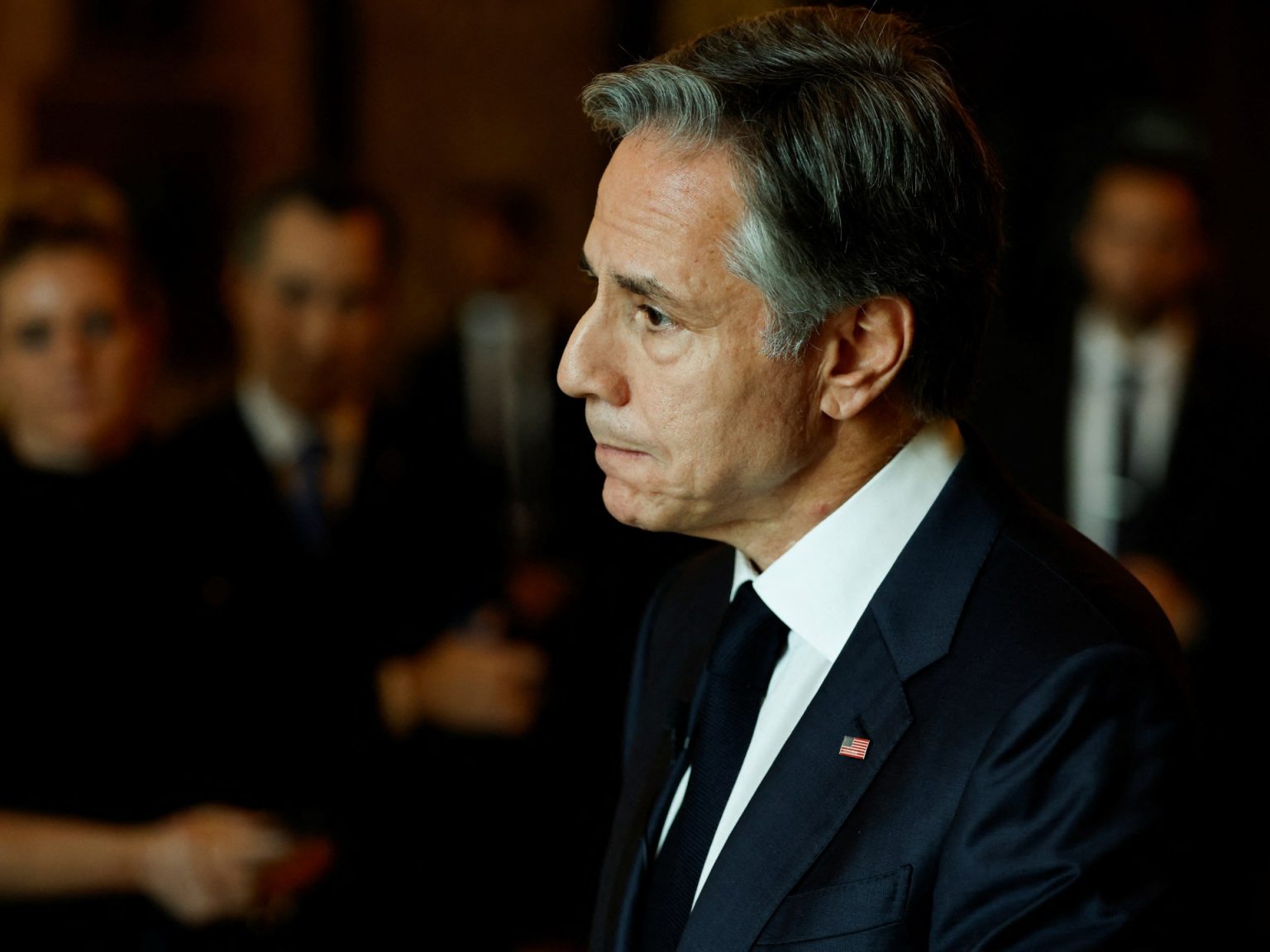 بلينكن يعترف بالخلافات داخل الخارجية الأميركية بسبب دعمها لإسرائيل