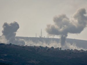 قتيلان وجرحى بقصف إسرائيلي على جنوب لبنان مع استمرار التصعيد