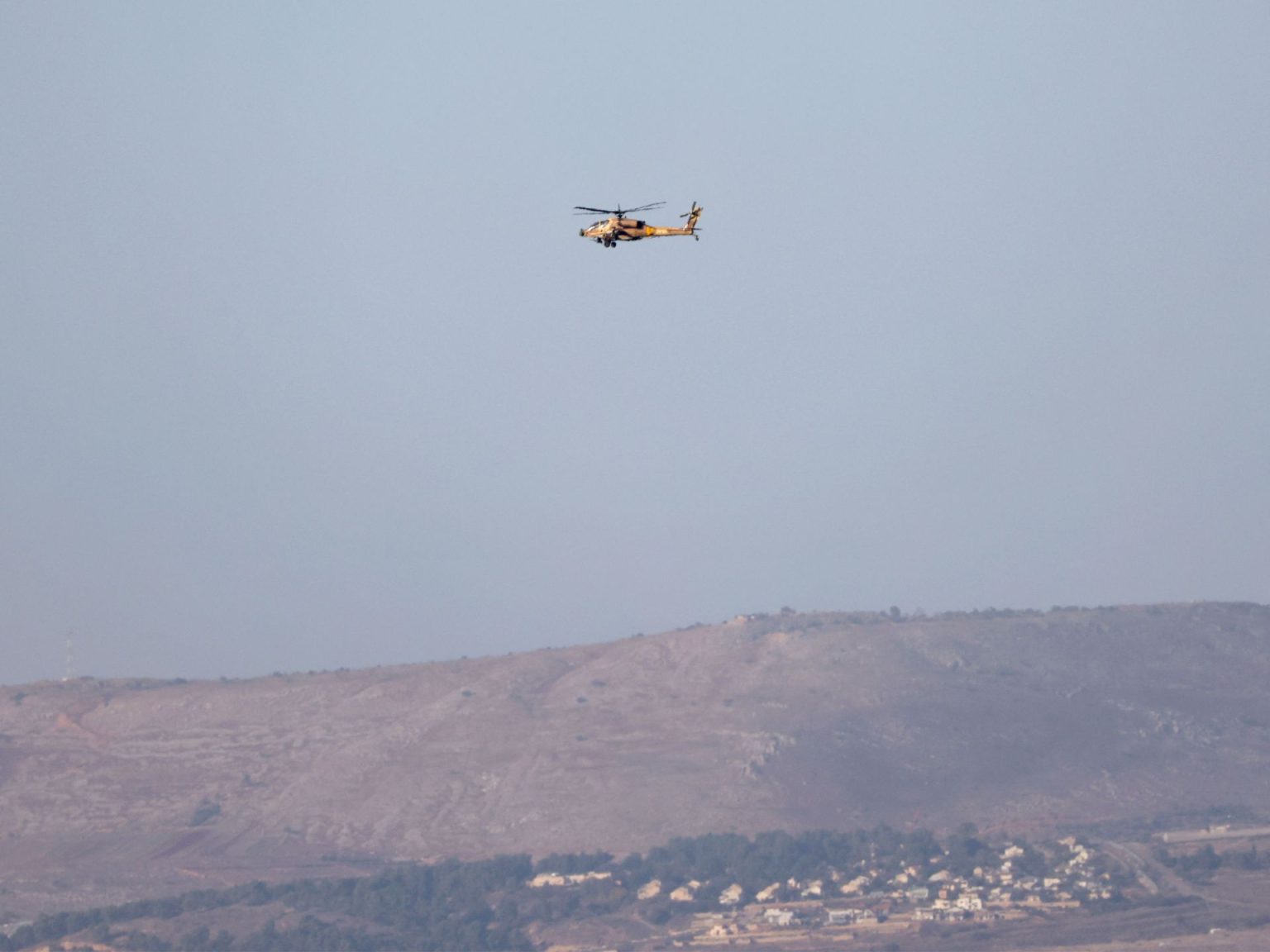 بعد بدء الهدنة بغزة.. هدوء حذر يسود جنوب لبنان