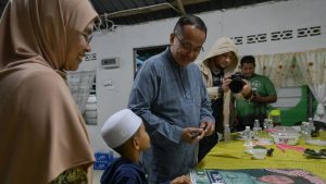 من خلال تقديم التكنوقراط أحمد سامسوري للمقعد الفيدرالي في تيرينجانو، يحاول الحزب الإسلامي الماليزي إعادة تشكيل الصورة