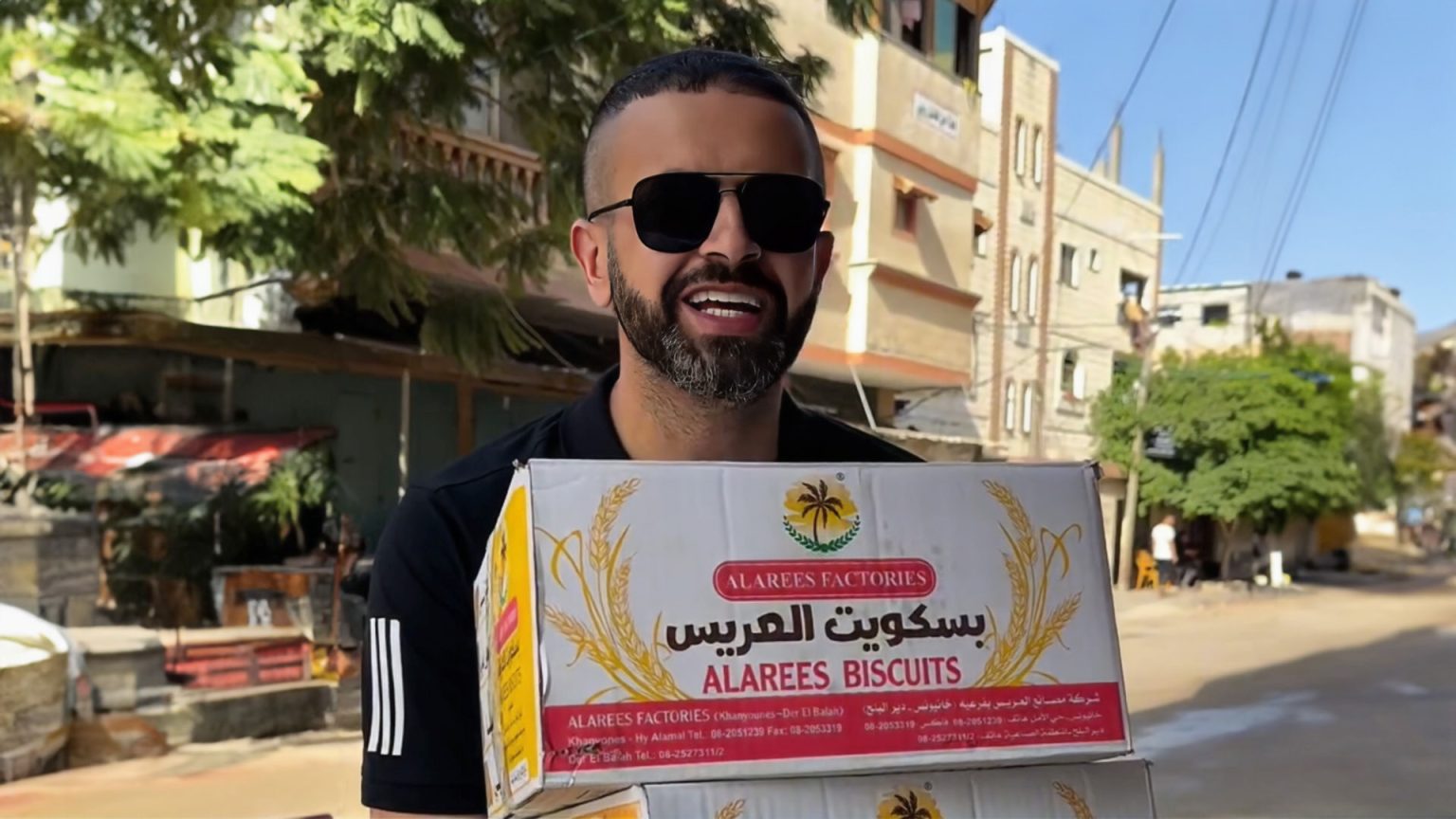 تكافل أهالي غزة يلفت الأنظار على منصات التواصل