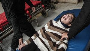 مغردون يشبهون حالة أطفال إدلب بأطفال غزة بعد تعرض المدينة لقصف النظام السوري