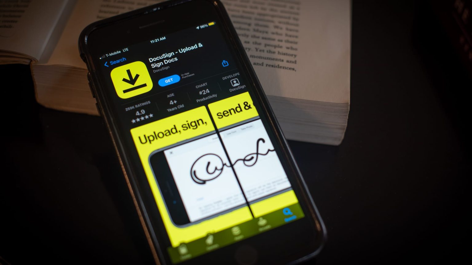 ارتفعت أسهم DocuSign بعد أن أبلغت الشركة أنها تستكشف عملية بيع