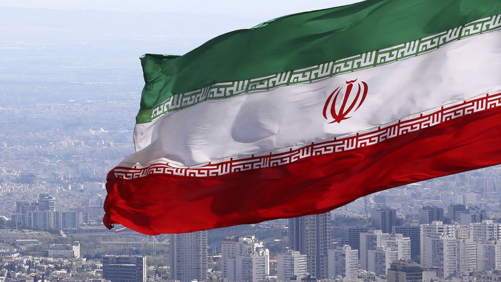إيران تستدعي السفير الروسي بسبب بيان بشأن الجزر المتنازع عليها