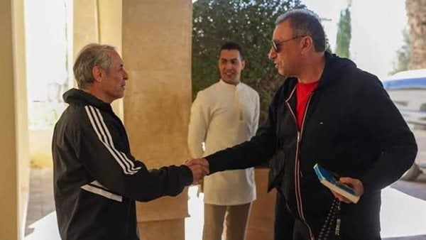 نجم الأهلي السابق: الخطيب تأخر في التدخل لحل أزمات الفريق