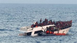 110 أشخاص .. لبنان يعلن إحباط محاولة هجرة غير شرعية