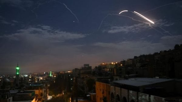 سوريا.. إسرائيل تشن هجوما جويا على محيط العاصمة دمشق