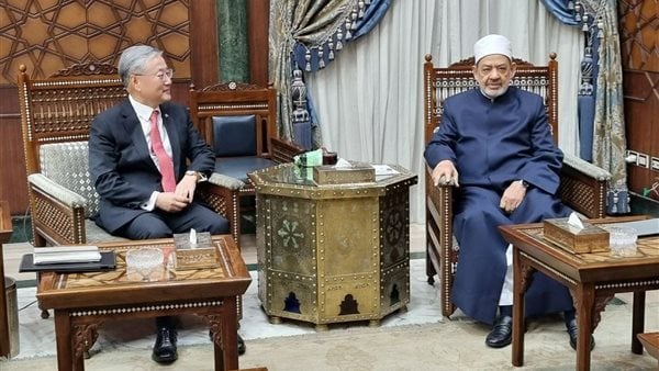 السفير الكوري يناقش سبل تعزيز الروابط الثقافية مع مصر