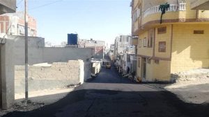 منطقة تعمير شمال سيناء تستكمل أعمال رصف الطرق في المناطق العشوائية بالعريش