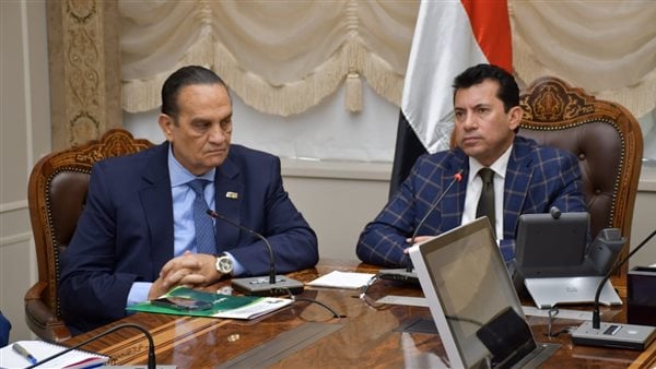 استكمالا لإجراءات استضافة مصر لدورة الألعاب الأفريقية 2027..صبحي يستعرض الملف مع AU