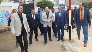 محافظ بني سويف يتفقد عدداً من مقار اللجان الانتخابية