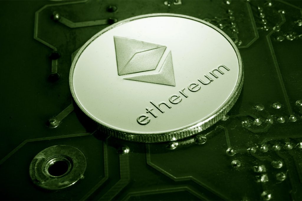 تتحول الصناديق المؤسسية لمنتجات Ethereum إلى اللون الأخضر حيث يتم تداول الأصول فوق 2200 دولار
