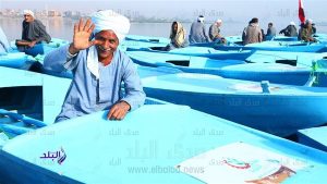 بر أمان.. فرحة غامرة تعلو وجوه 300 صياد بعد تسليمهم مراكب جديدة| شاهد