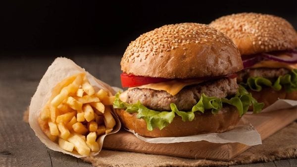 أكلة رخيصة.. طريقة عمل برجر الباذنجان