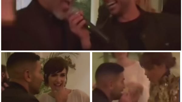 وصلة رقص مع فنانات .. فيديو مثير لـ أحمد سعد | شاهد