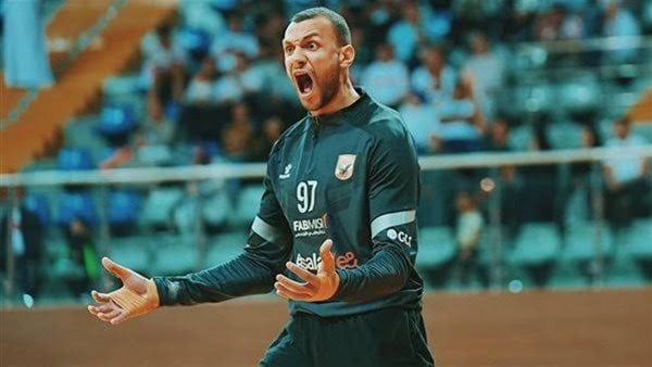 كريم السعيد: مدرب حراس يد الأهلي “مش طبيعي”