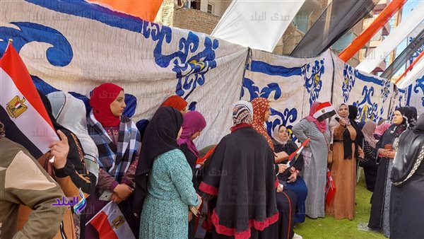 كبار السن يتصدرون المشهد الانتخابي في الاستحقاقات الرئاسية بالقليوبية.. صور