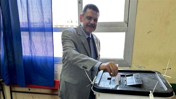رئيس شركة الدلتا للسكر يدلى بصوته فى انتخابات الرئاسة.. ويؤكد: واجب وطنى