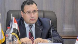 رئيس جامعة الإسكندرية يشارك في انتخابات 2024 ويؤكد على أهمية المشاركة الفعّالة