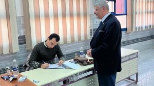 رئيس الجامعة المصرية اليابانية يُسهم بفاعلية في اقتراعه خلال الانتخابات الرئاسية بالإسكندرية