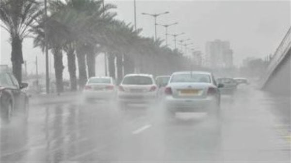 الطقس اليوم| أمطار متفرقة على عدة مناطق تشمل وجه بحري
