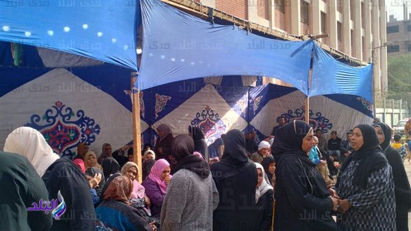 إقبال كبير من السيدات على لجان شبرا الخيمة للتصويت فى الانتخابات الرئاسية
