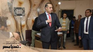 رئيس الحملة الانتخابية للمرشح الرئاسي عبد الفتاح السيسي يدلي بصوته |10 صور
