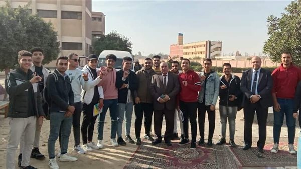 رئيس جامعة الدلتا التكنولوجية يدلى بصوته فى الانتخابات الرئاسية