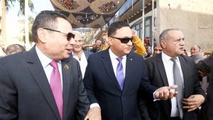 محافظ الدقهلية يتفقد مقار اللجان الانتخابية بالمنصورة والسنبلاوبن وأجا