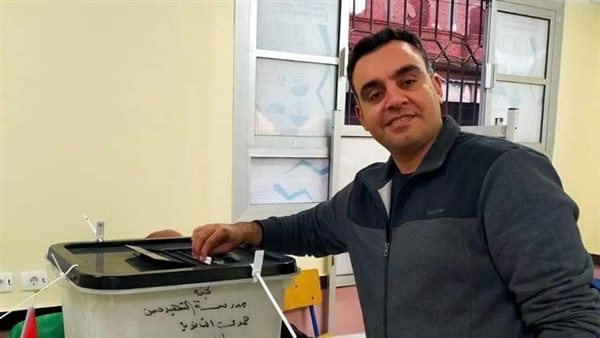 نائب التنسيقية يدلي بصوته بانتخابات الرئاسة في محافظة الشرقية ..صور