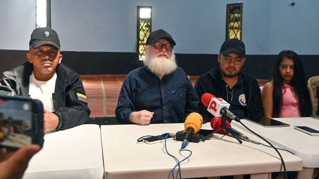 أعلنت جماعة متمردة كولومبية أنها ستتوقف عن اختطاف الأشخاص للحصول على فدية