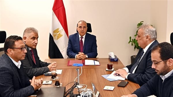 وزير الري: التنسيق مع المحافظات والأجهزة المعنية للتعامل مع الأمطار والسيول