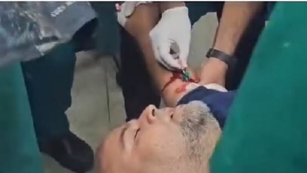 إصابة وائل الدحدوح برصاص قناص اسرائيلي.. وماذا فعلت قناة الجزيرة.. فيديو