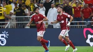الشناوي يتألق.. عمرو الدرديري يشيد بتقدم الأهلي على اتحاد جدة