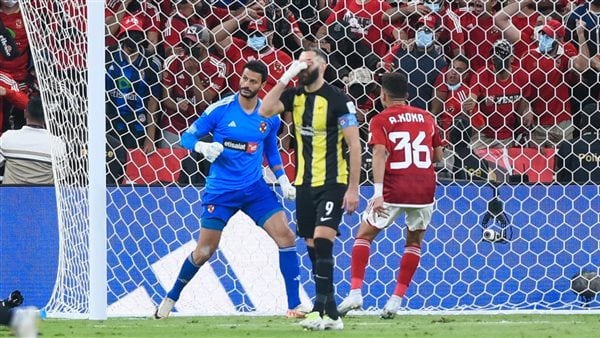 تشافي مدرب برشلونة يهنىء الأهلي لصعوده لنصف نهائي كأس العالم للأندية