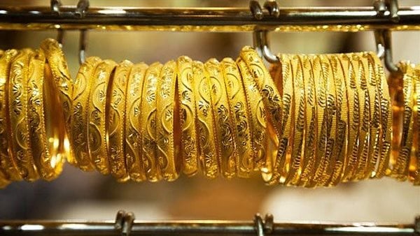 600 جنيه|تراجع سعر الذهب بعد قفزة تاريخية عالميًا.. وهذا ثمن عيار21 الآن