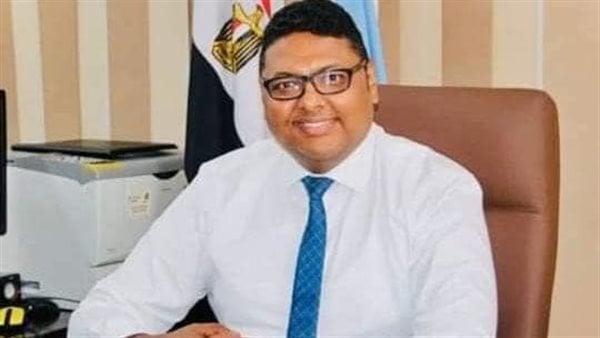 صحة البحر الأحمر تنجح في عملية تركيب عين صناعية متحركة بتقنية 4K لمريض