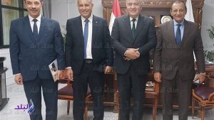 محافظ قنا ورئيس موانئ البحر الأحمر يبحثان خدمة المستثمرين والمناطق الصناعية