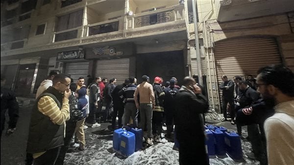 دون حدوث إصابات.. السيطرة على حريق جراج سيارات بالبحيرة “صور”