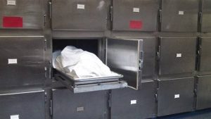 عاطل ينهي حياته بالخطأ في سوهاج.. تفاصيل