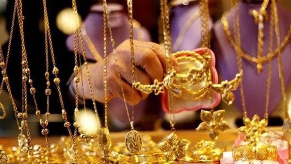 سعر الذهب اليوم وعيار 21 مفاجأة للمقبلين على الزواج