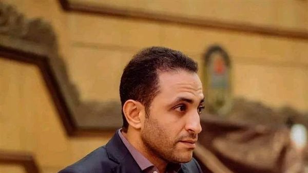 مراته سابته وطالع عينه في الشغل.. تفاصيل مؤثرة برحيل أستاذ جامعة الأزهر