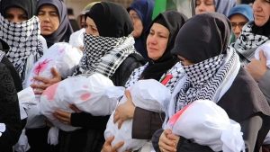 تظاهرات نسائية في مدينة قونية التركية دعمًا لغزة وفلسطين