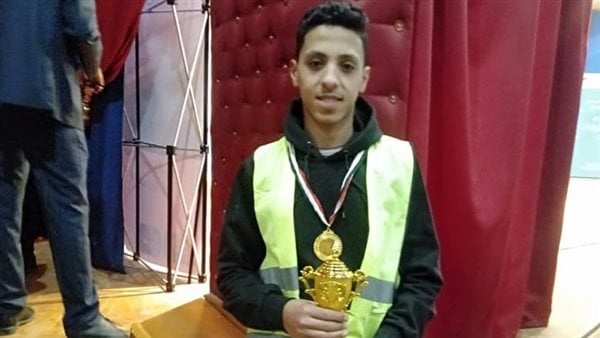 حصول طالب المدرسة الميكانيكية بمطروح على المركز الأول جمهورية في المسابقة الوطنية للمهارات