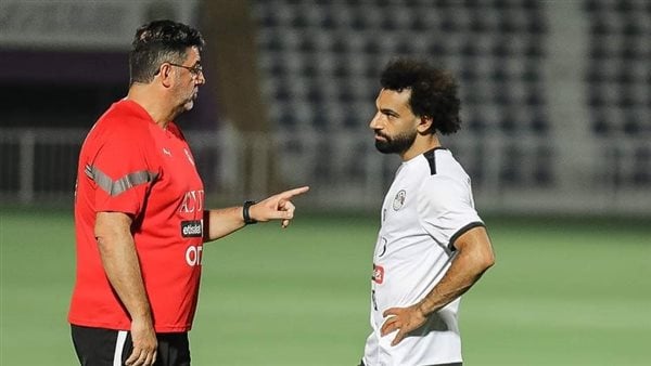 روي فيتوريا: محمد صلاح يتعرض للظلم .. ورفضت التدريب في السعودية| شاهد