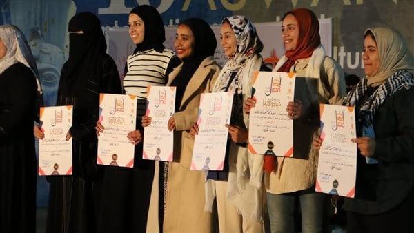 ختام الملتقى الثقافي الرابع عشر للمرأة الحدودية بأسوان ضمن مشروع أهل مصر