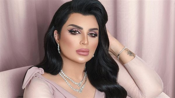 إطلالتها أشعلت السوشيال ميديا.. صور جديدة من خطوبة فنانة عراقية شهيرة
