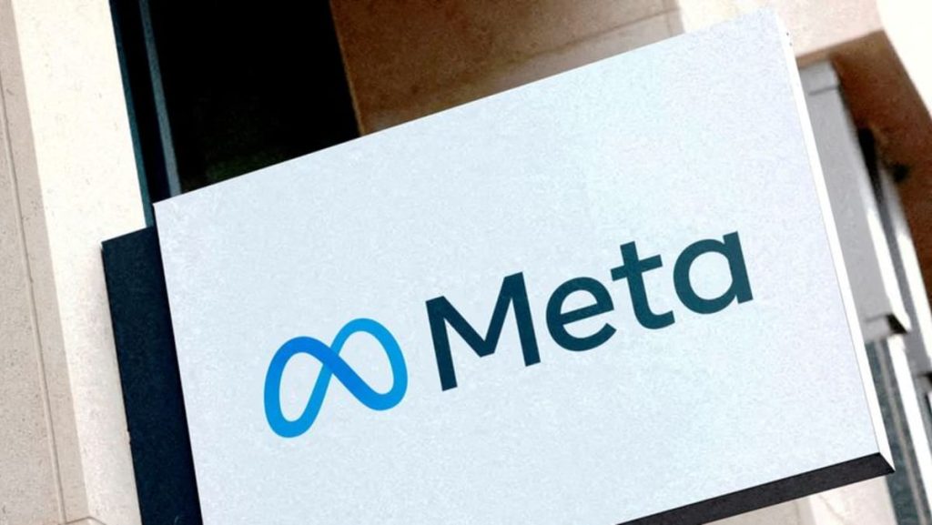 تقوم Meta بإزالة الآلاف من حسابات Facebook المزيفة المرتبطة بشبكة مقرها الصين